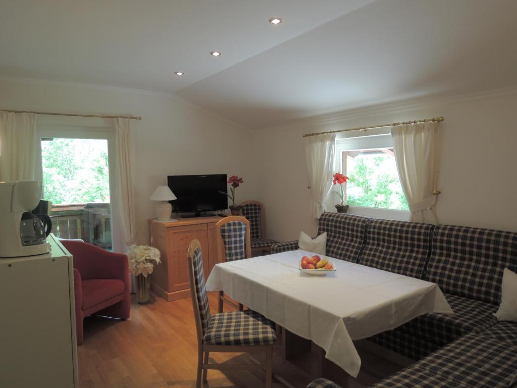Appartements Basti Forstau  Rum bild